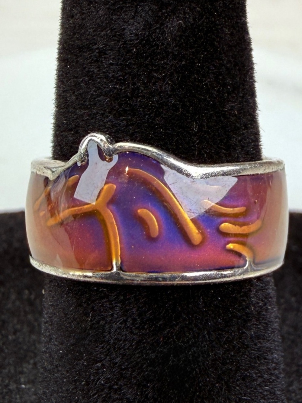 Vintage, silvertone, orange yellow blue green animal horse band ring